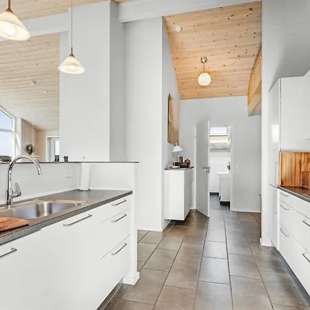 Hornbogi - 300m From The Sea By Interhome Semesterbostad